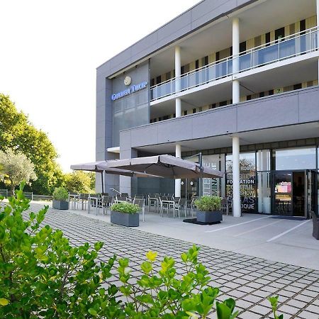 Golden Tulip Pornic Suites- Appart Hotel Exterior photo
