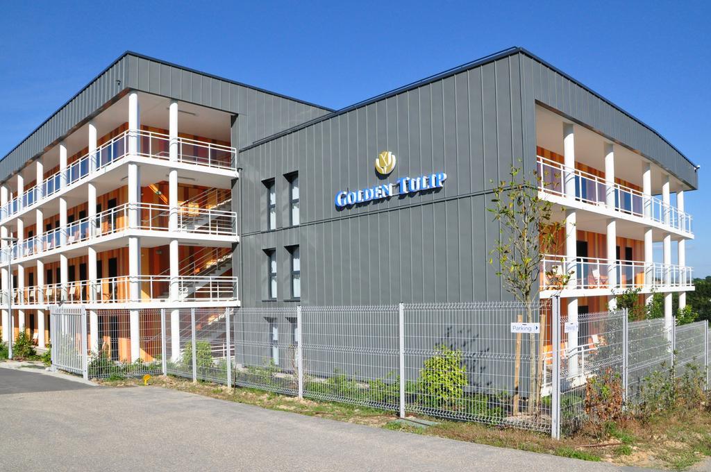 Golden Tulip Pornic Suites- Appart Hotel Exterior photo