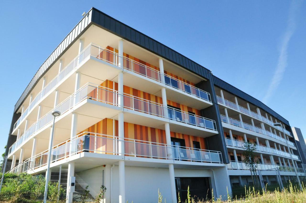 Golden Tulip Pornic Suites- Appart Hotel Exterior photo
