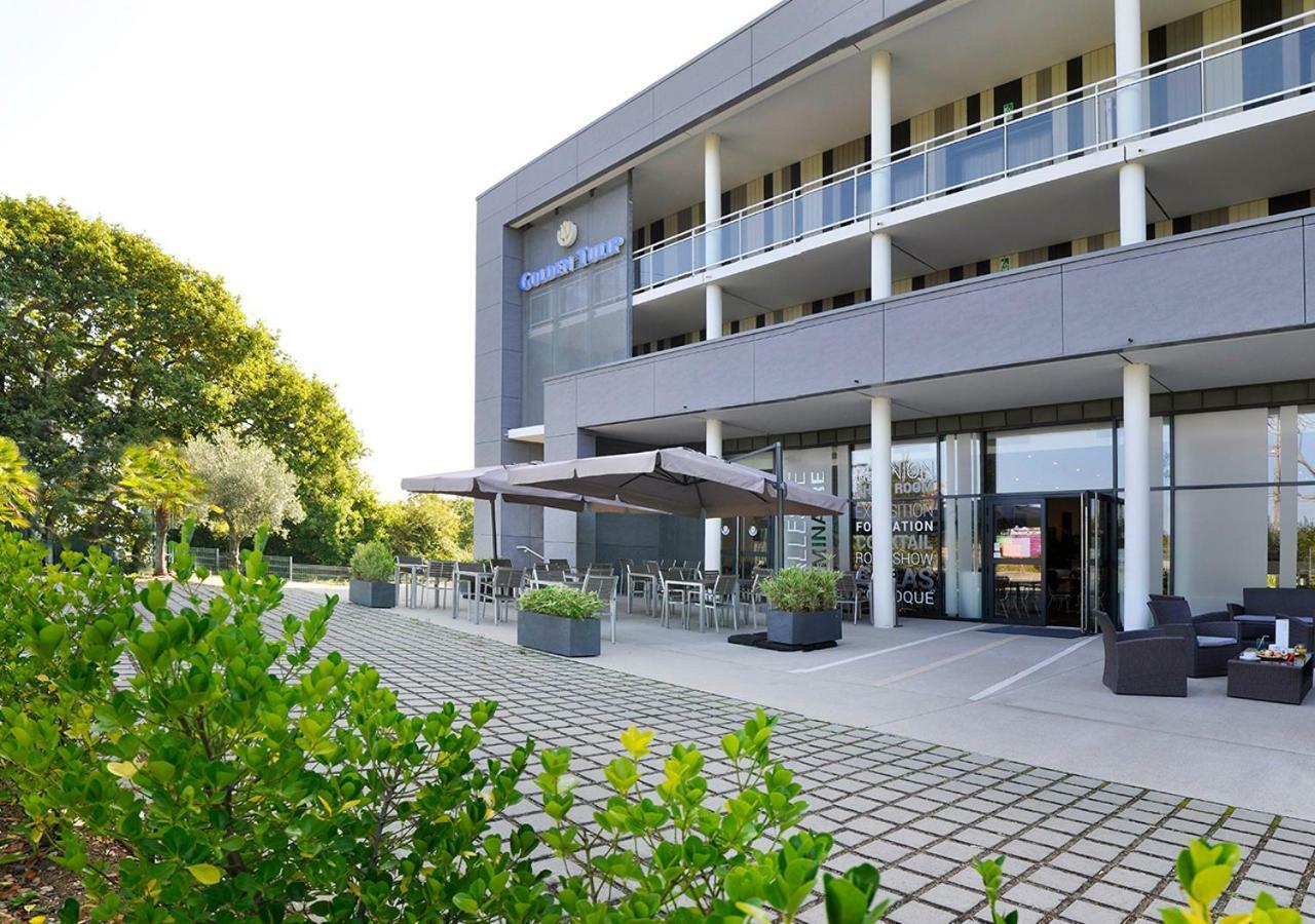 Golden Tulip Pornic Suites- Appart Hotel Exterior photo