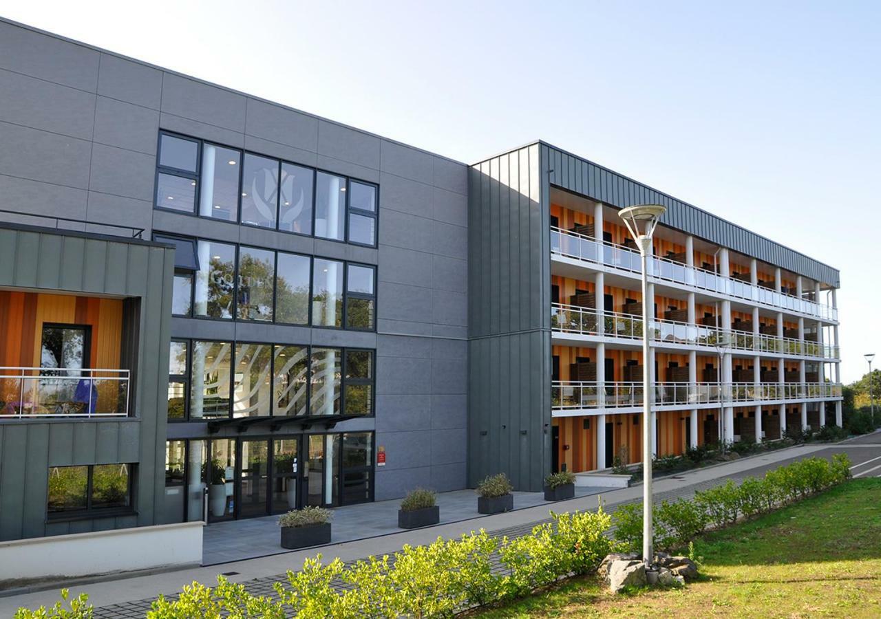 Golden Tulip Pornic Suites- Appart Hotel Exterior photo