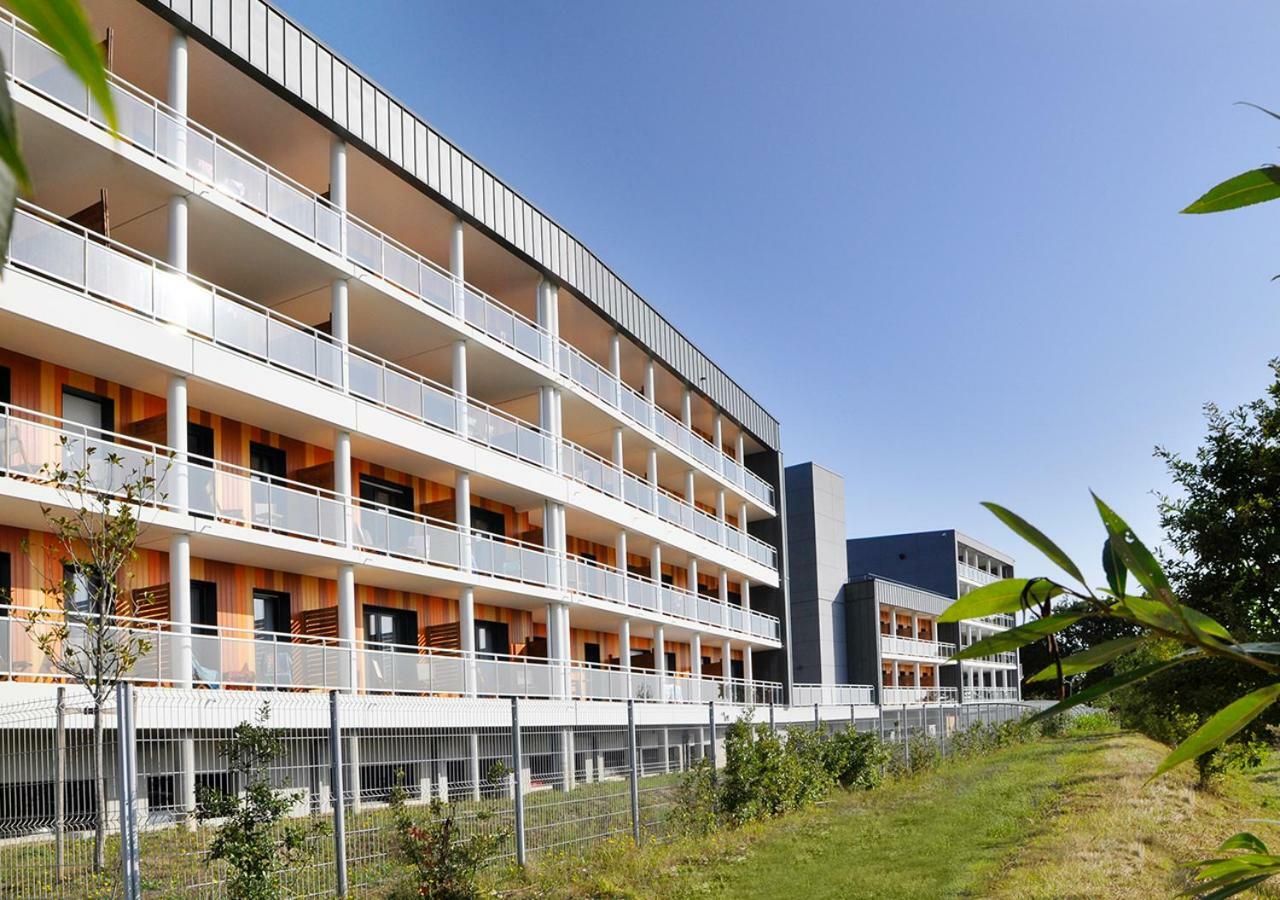 Golden Tulip Pornic Suites- Appart Hotel Exterior photo